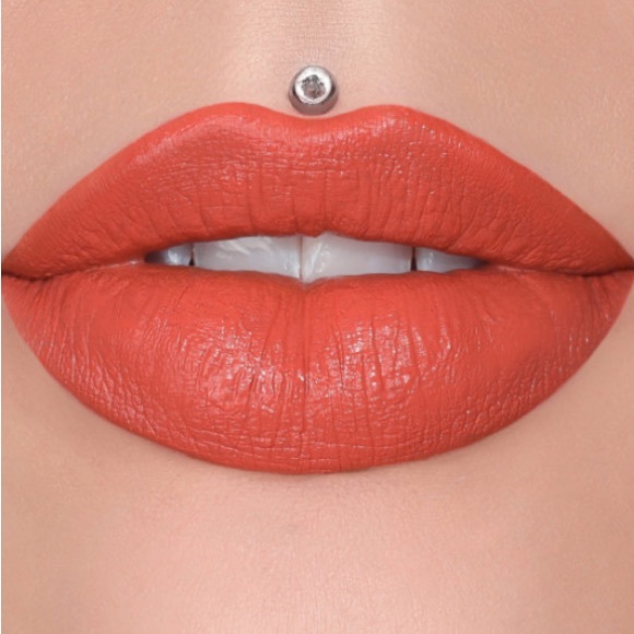 Jeffree Star Other - JEFFREE STAR COSMETICS
Velvet Trap Lipstick Kumquat